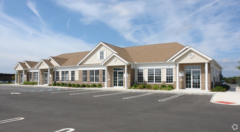 250 Old New Brunswick Rd, Piscataway, NJ for lease - Building Photo - Image 3 of 97
