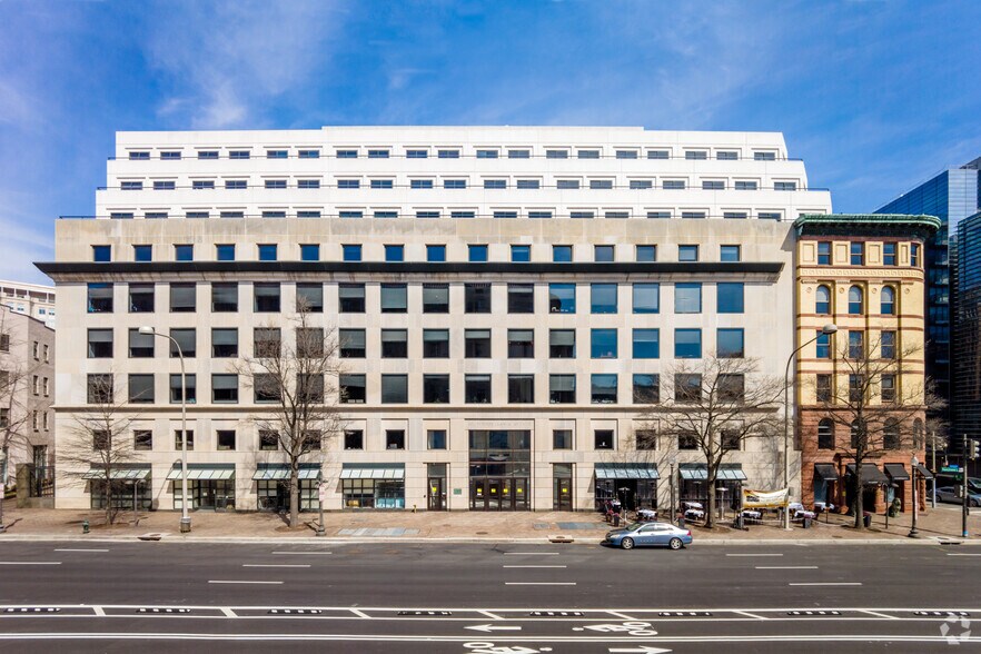601 Pennsylvania Ave NW, Washington, DC à louer - Photo du bâtiment - Image 2 de 9