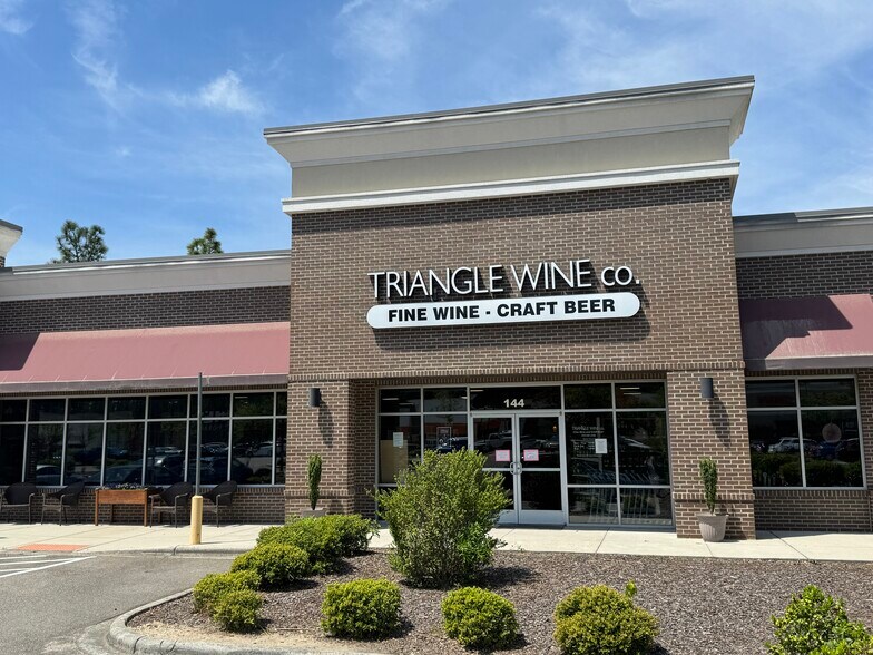 144 Brucewood Rd, Southern Pines, NC à louer - Photo du bâtiment - Image 3 de 8