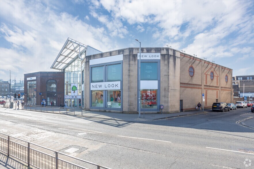 Hamilton Way, Greenock for lease - Building Photo - Image 1 of 1