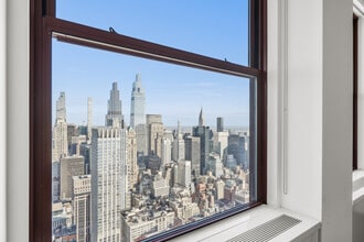 350 Fifth Ave, New York, NY for lease Interior Photo- Image 1 of 18