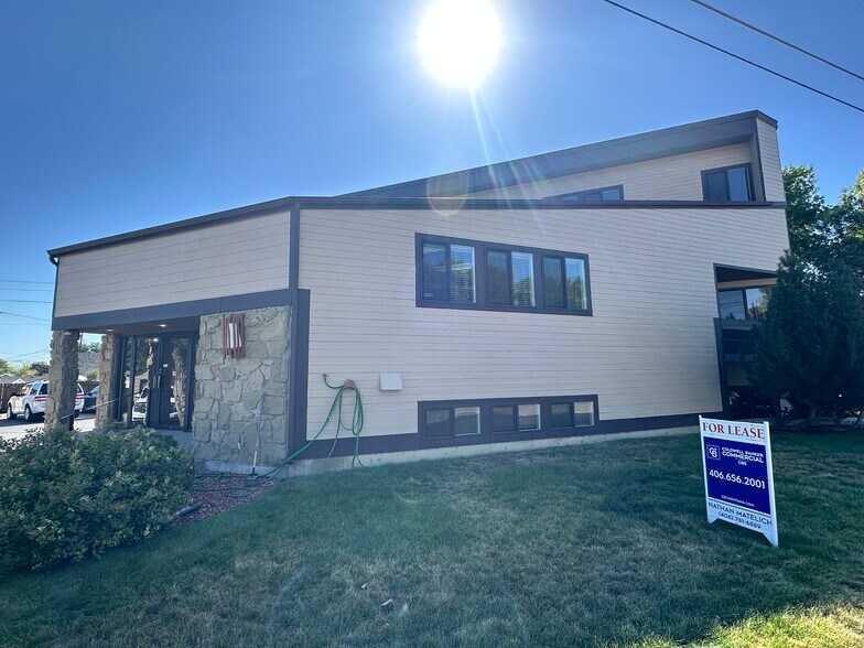 1445 Avenue B, Billings, MT à vendre - Photo du bâtiment - Image 2 de 25