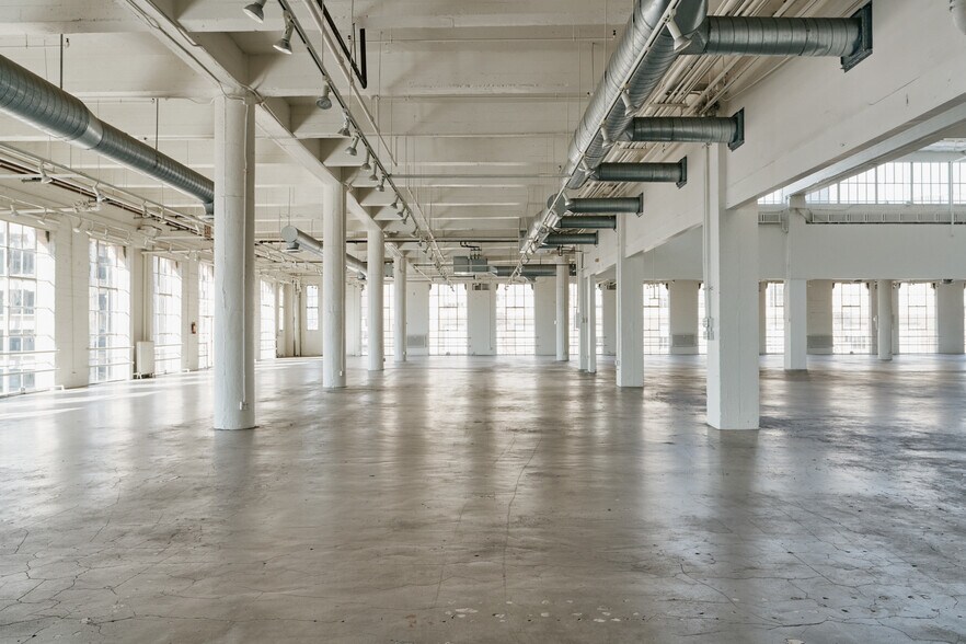 846-860 S Los Angeles St, Los Angeles, CA à louer - Photo intérieure - Image 3 de 5