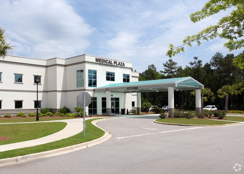 1010 Medical Center Dr, Hardeeville, SC for lease - Building Photo - Image 3 of 13