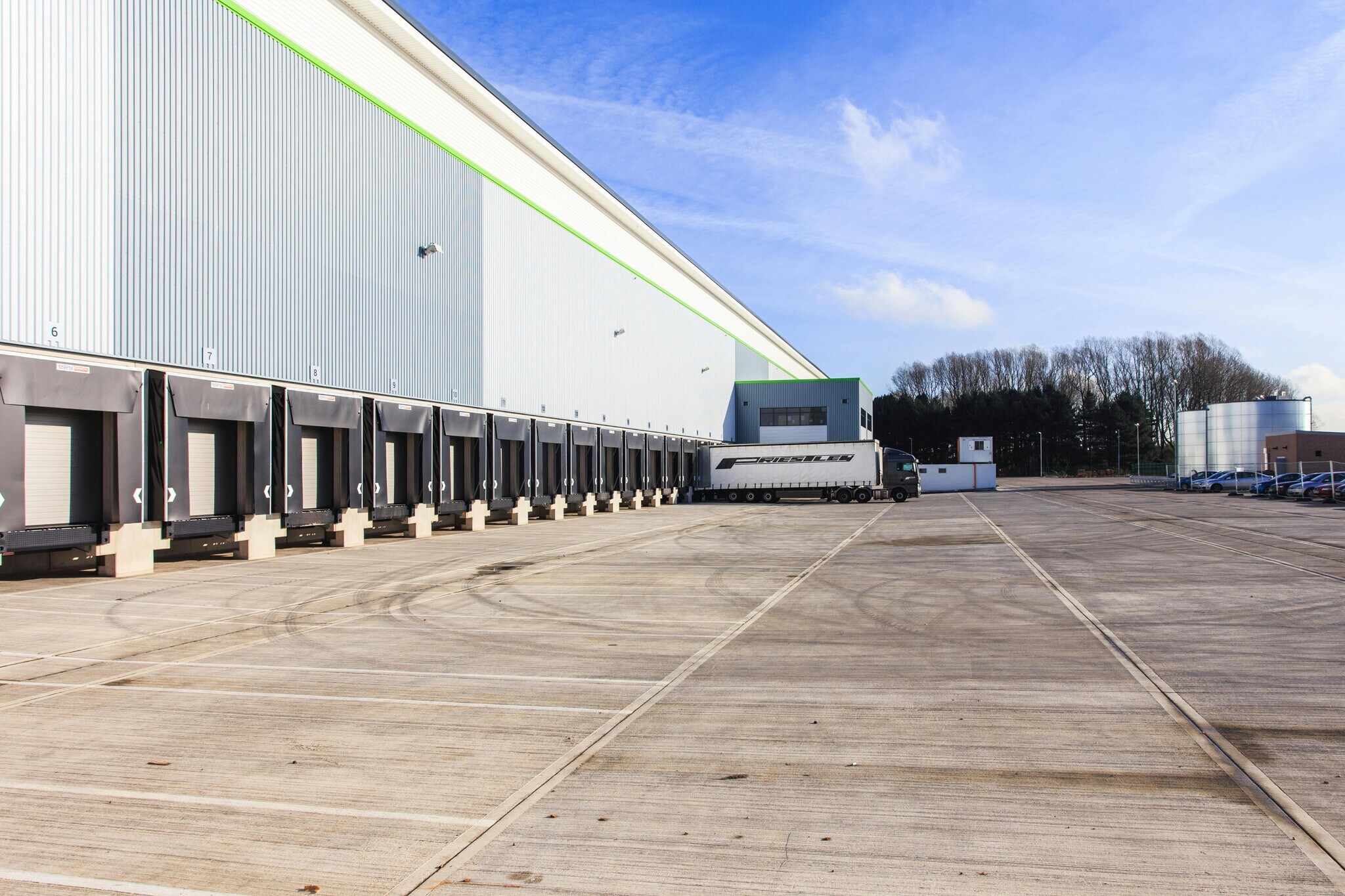 Fernhook Av, Derby à louer Photo intérieure- Image 1 de 5