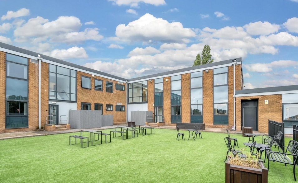 Stourport Rd, Kidderminster à louer - Photo du bâtiment - Image 3 de 3