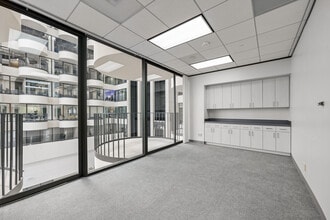 5065-5075 Westheimer Rd, Houston, TX à louer Photo intérieure- Image 2 de 5