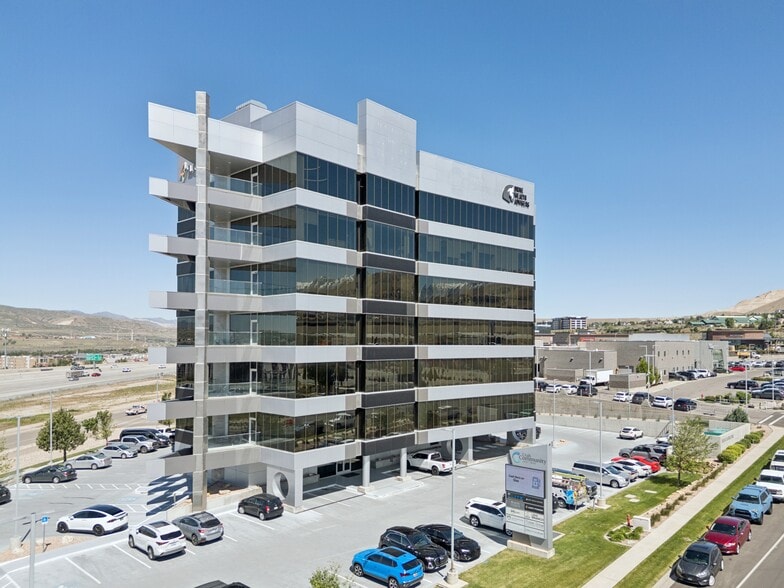 3333 N Digital Dr, Lehi, UT for lease - Building Photo - Image 2 of 8