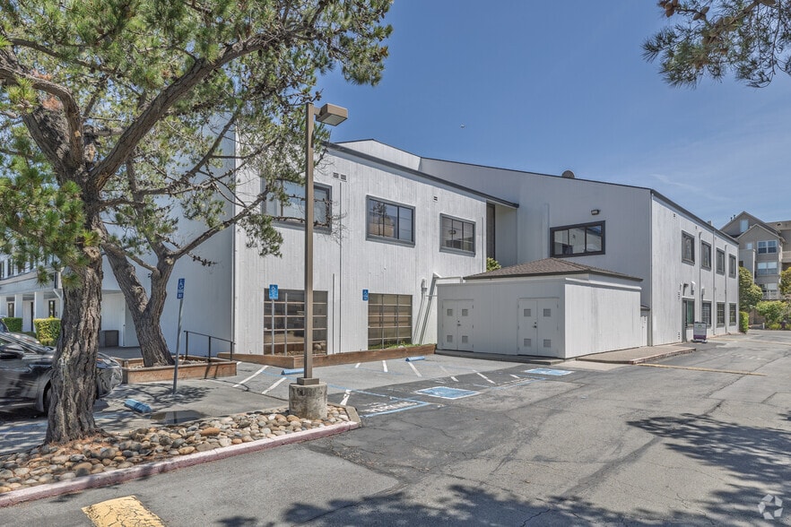 1291 E Hillsdale Blvd, Foster City, CA for lease - Building Photo - Image 2 of 6