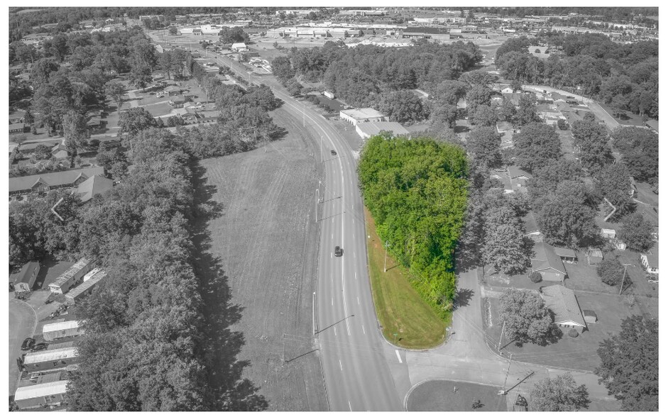 Mall Rd, Florence, AL for sale - Primary Photo - Image 1 of 10