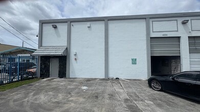 4201-4250 NW 37th Ct, Miami, FL for lease Building Photo- Image 1 of 7