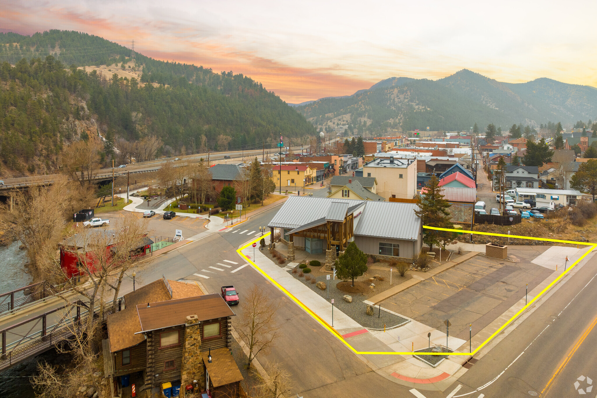 1744 Miner St, Idaho Springs, CO à vendre Photo du bâtiment- Image 1 de 1