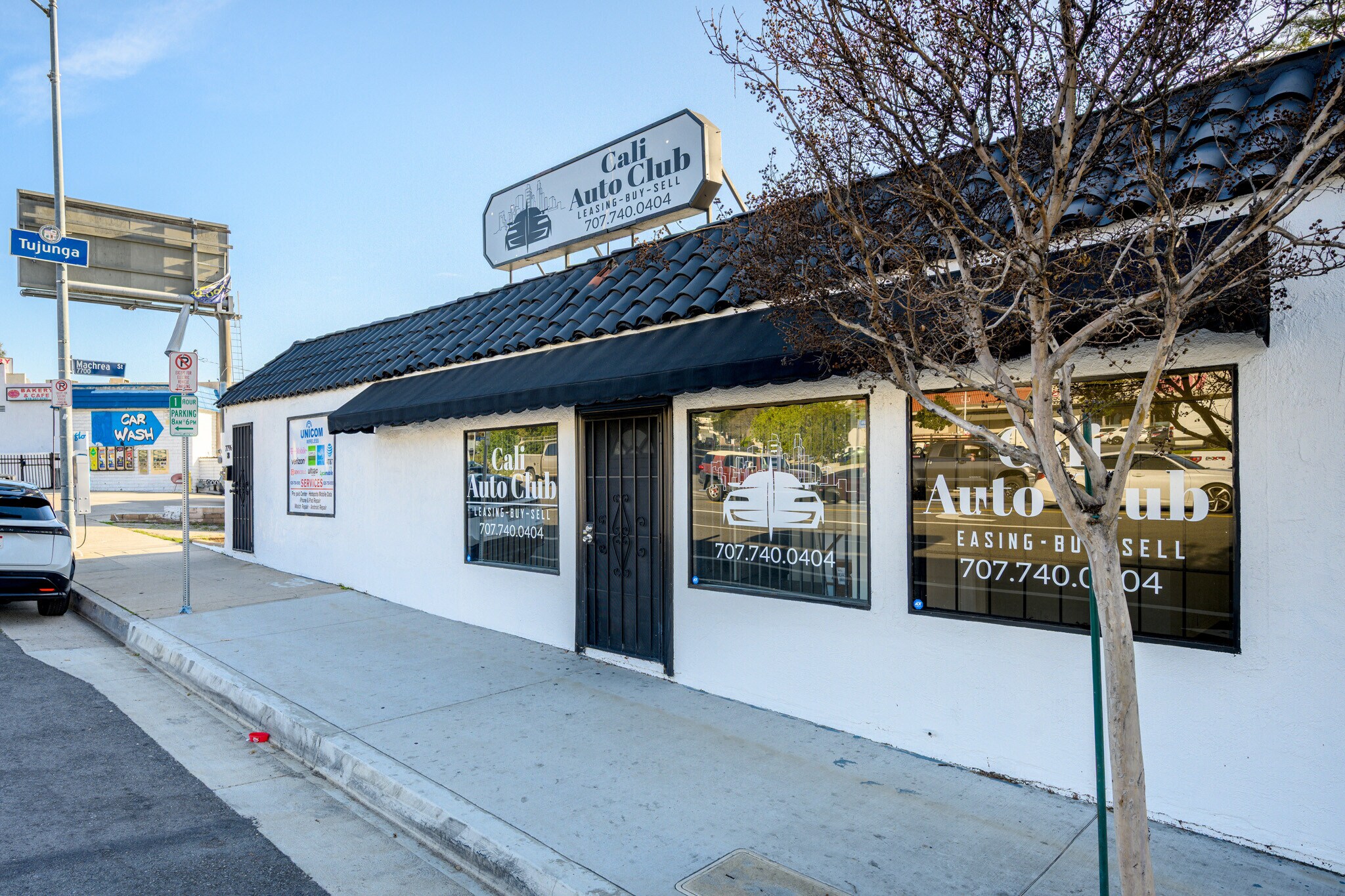 7798 Foothill Blvd, Tujunga, CA à vendre Photo du bâtiment- Image 1 de 35