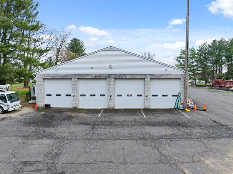 70 County 526 rd, Allentown, NJ for lease - Building Photo - Image 2 of 33
