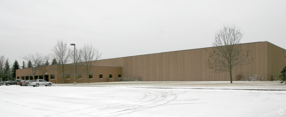 7509 Boone Ave N, Brooklyn Park, MN à louer - Photo du bâtiment - Image 2 de 8