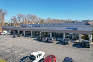 Plus de détails pour 3716-3728 Battleground Ave, Greensboro, NC - Commerce de détail à louer
