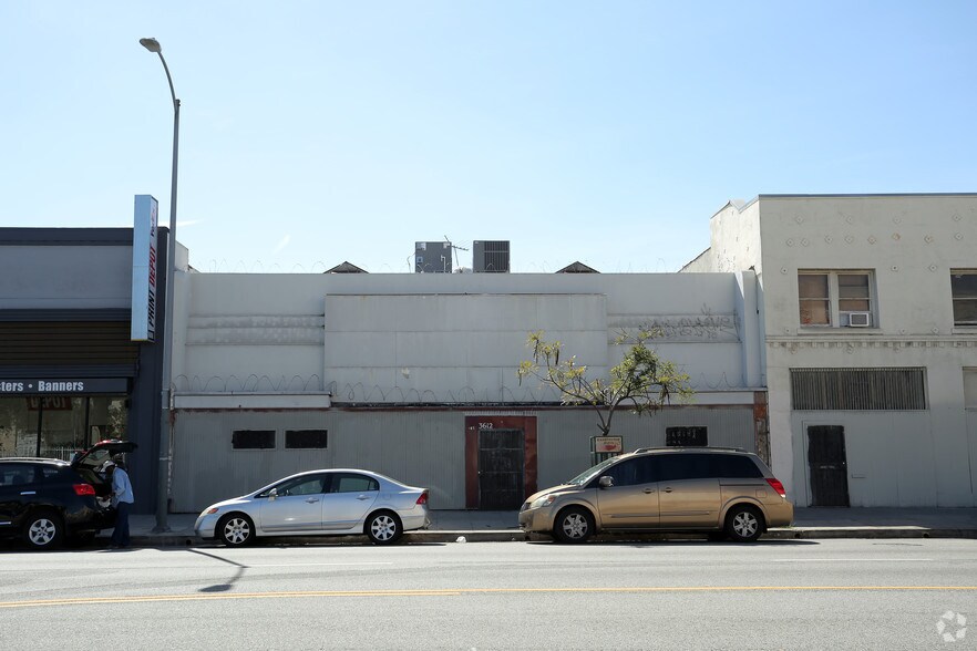 3612 W Washington Blvd, Los Angeles, CA à vendre - Photo du bâtiment - Image 2 de 3