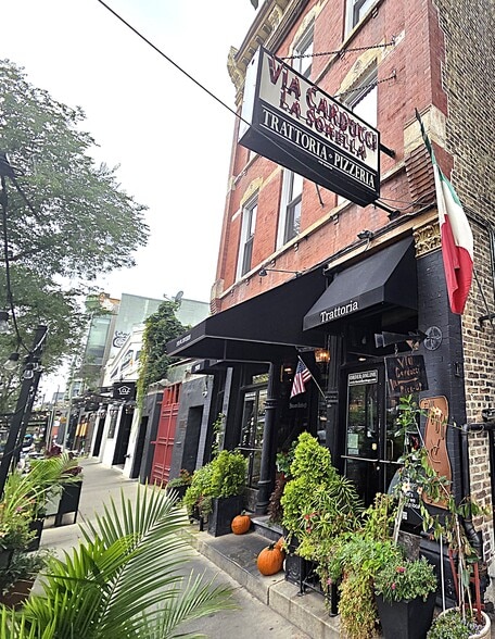 1928 W Division St, Chicago, IL for lease - Building Photo - Image 2 of 11