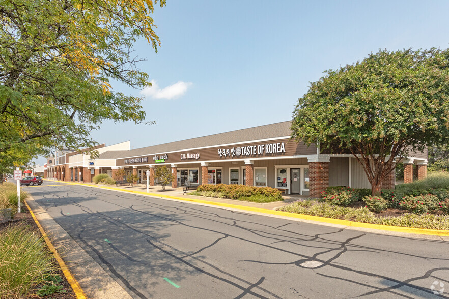 13946 Lee Jackson Memorial Hwy, Chantilly, VA for lease - Building Photo - Image 2 of 4