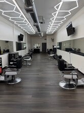 21816-21820 Devonshire St, Chatsworth, CA for lease Interior Photo- Image 1 of 4
