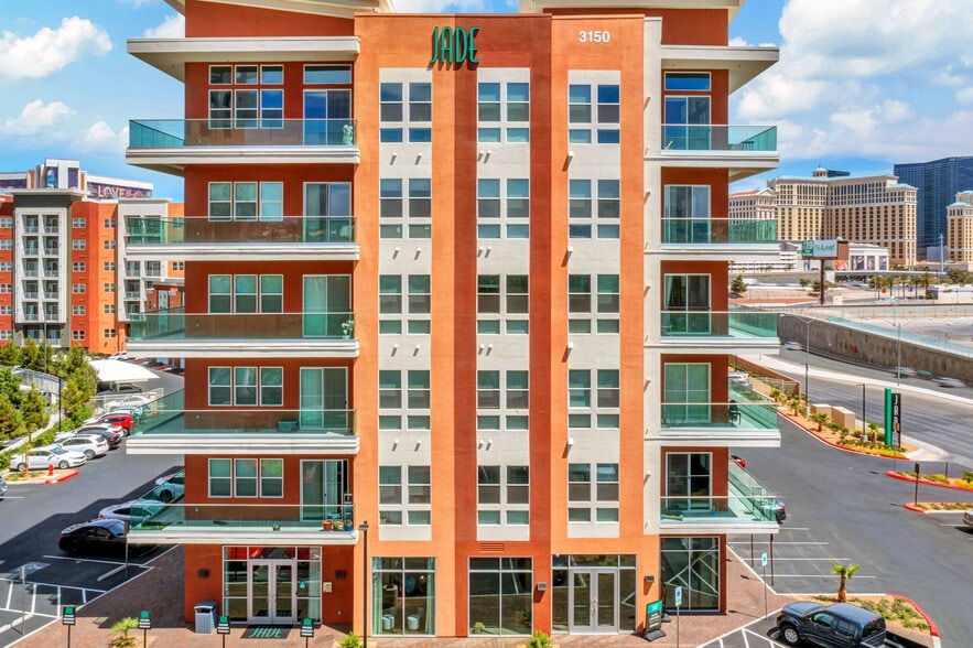 3150 W Twain Ave, Las Vegas, NV à louer - Photo du bâtiment - Image 3 de 5