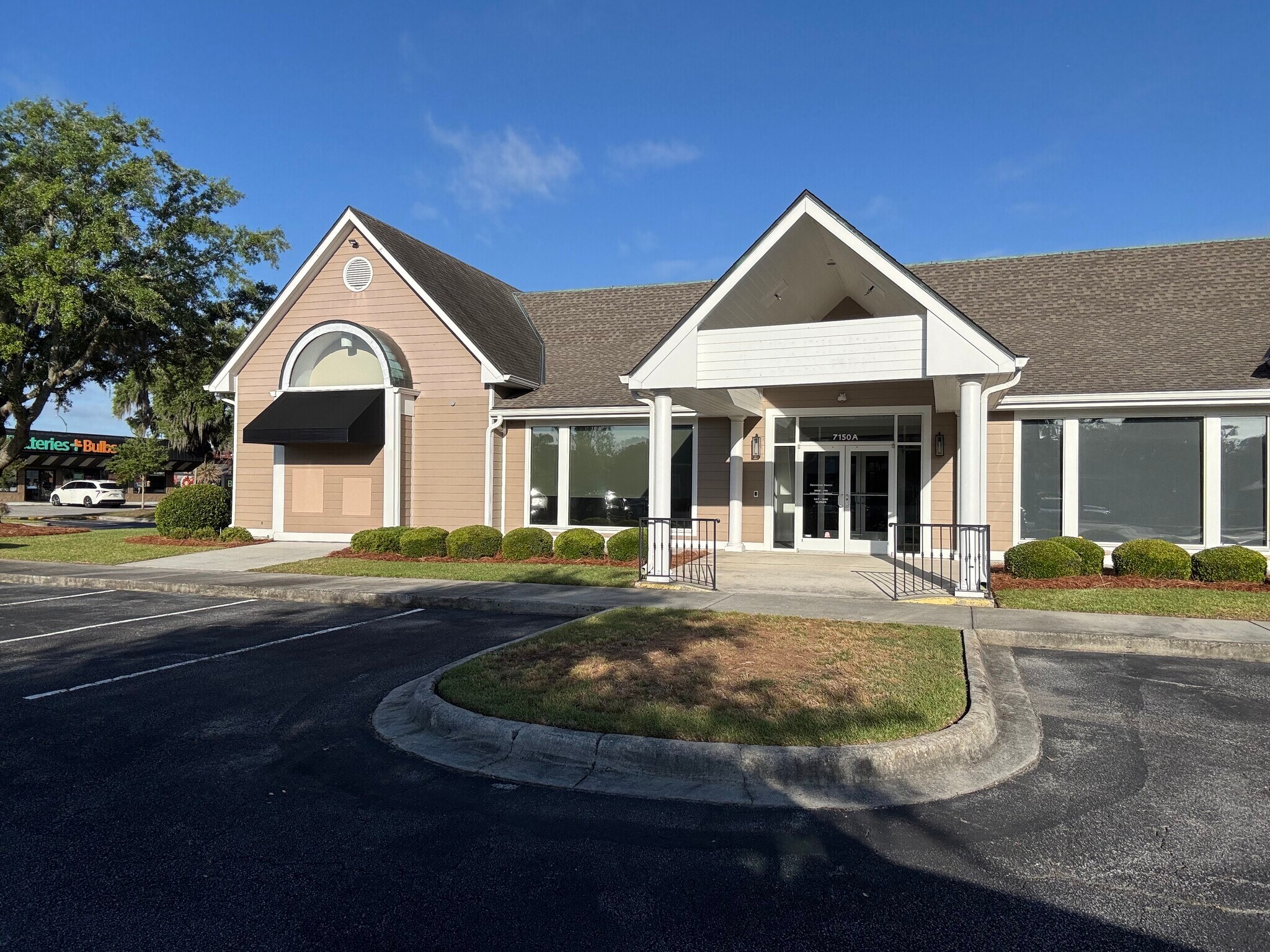 7150 Hodgson Memorial Dr, Savannah, GA à louer Photo du bâtiment- Image 1 de 10