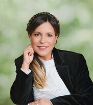 Claudia J Baron Smart