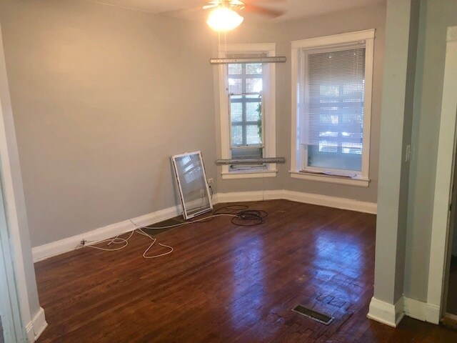 7133 S Greenwood Ave, Chicago, IL à vendre - Photo du bâtiment - Image 3 de 5