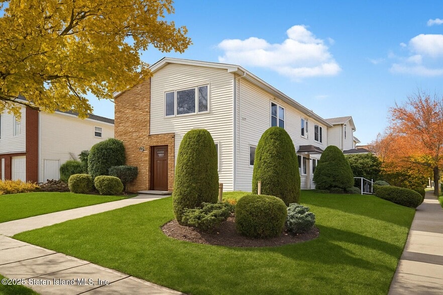 54 Preston Ave, Staten Island, NY for sale - Building Photo - Image 3 of 31