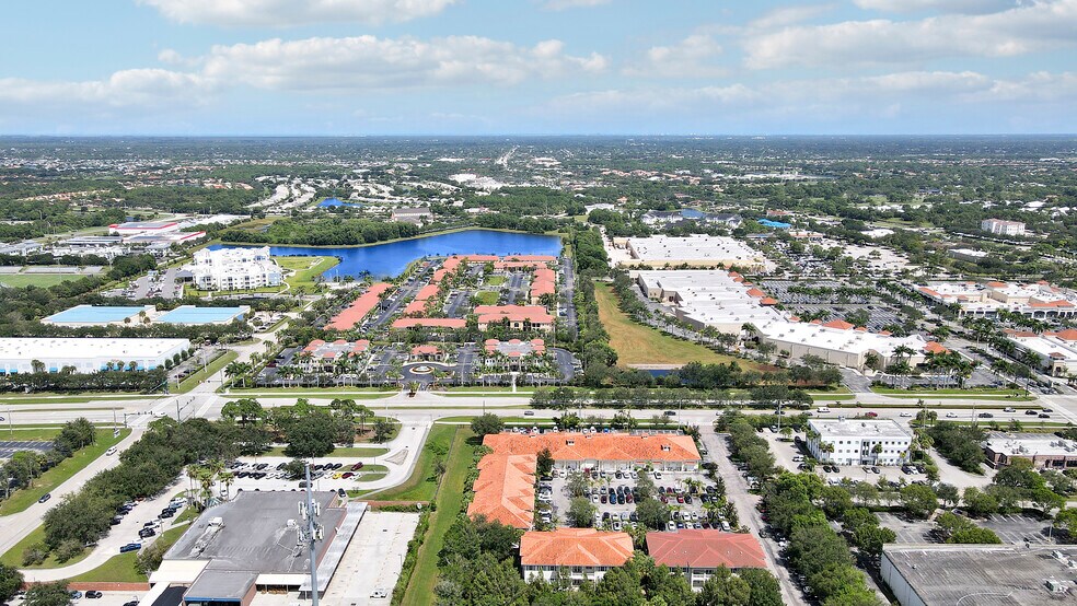 266 NW Peacock Blvd, Port Saint Lucie, FL à vendre - Aérien - Image 2 de 5