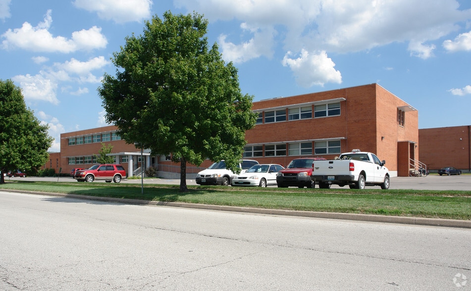 103 W 26th Ave, North Kansas City, MO for sale - Primary Photo - Image 1 of 4