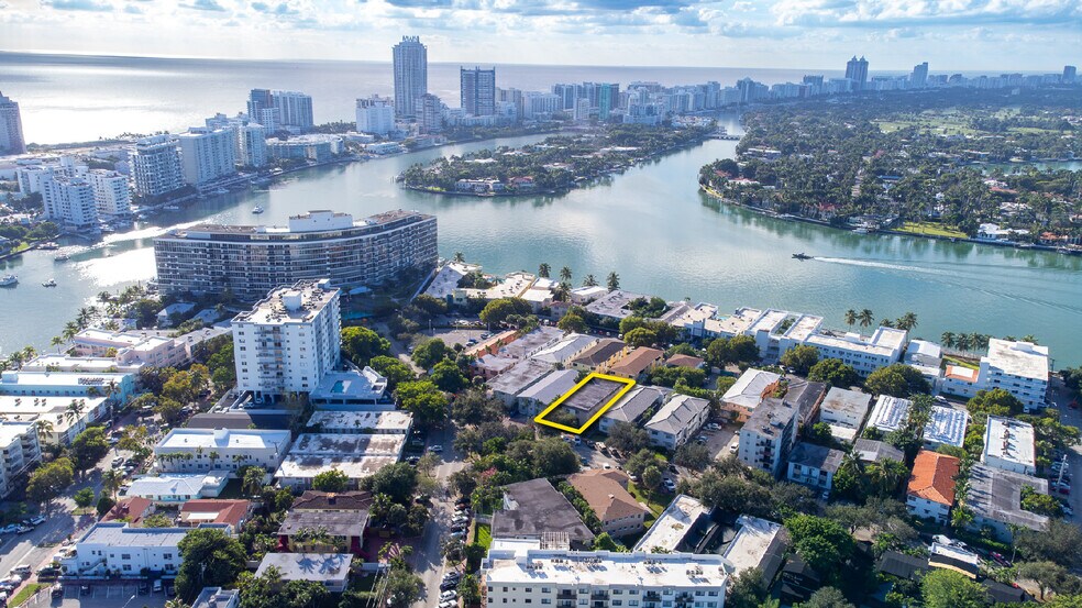 960 Biarritz Dr, Miami Beach, FL à vendre - Aérien - Image 2 de 34