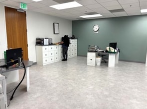 21515 Hawthorne Blvd, Torrance, CA à louer Photo intérieure- Image 2 de 4