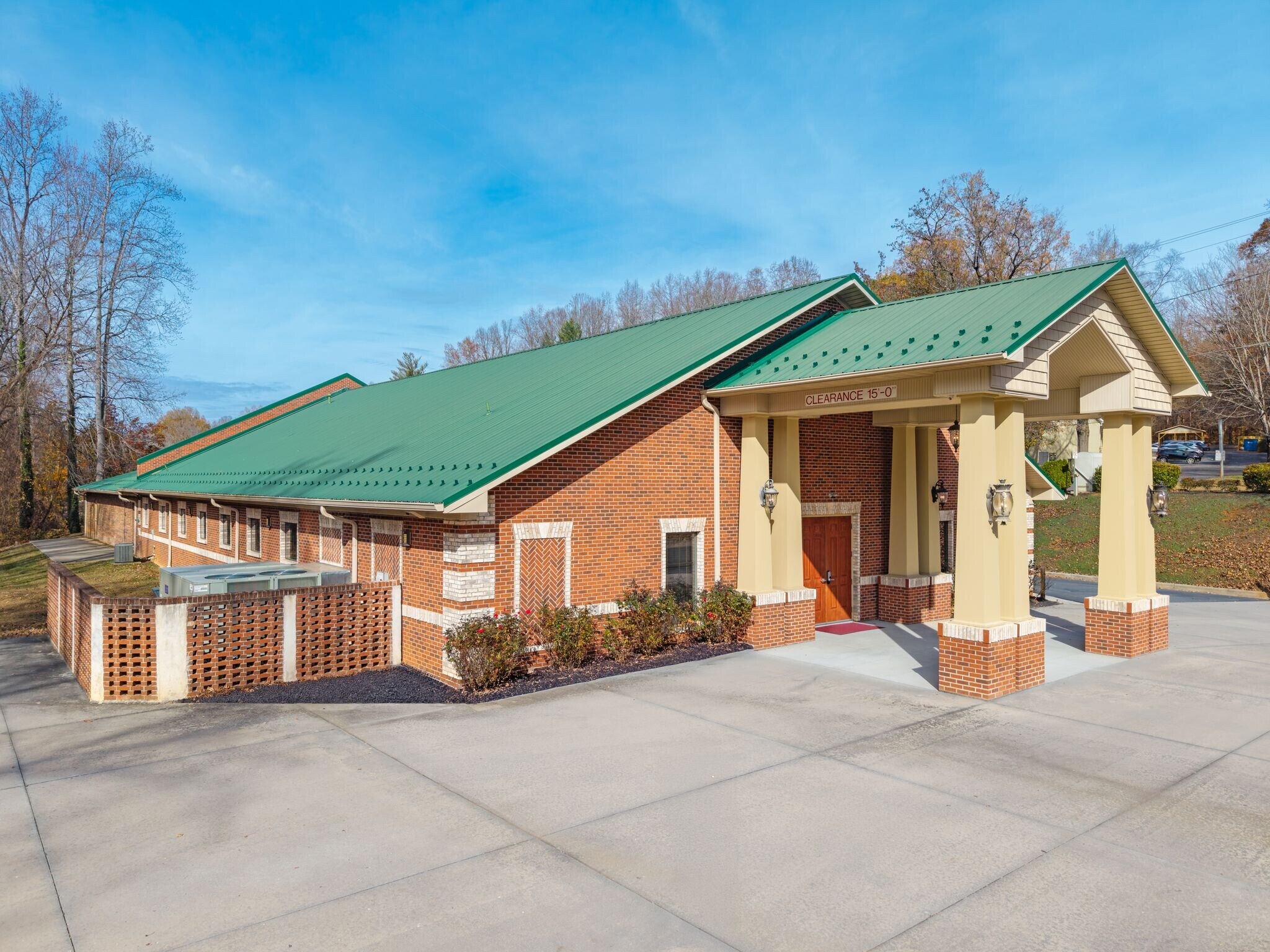 2060 Bethabara Rd, Winston-Salem, NC à vendre Photo principale- Image 1 de 11