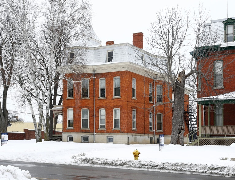 17 E Elm Ave, Monroe, MI for sale - Primary Photo - Image 1 of 2