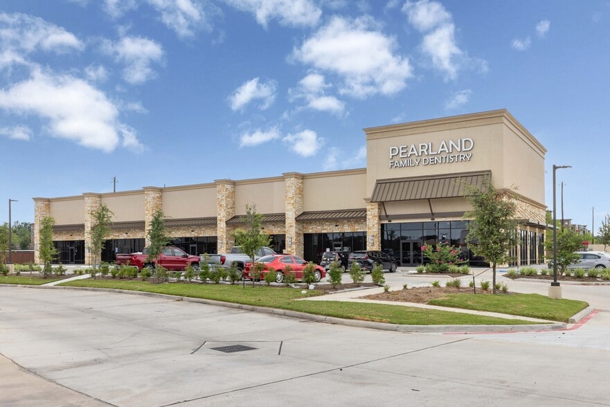 11508 Pearland Pky, Houston, TX for lease - Primary Photo - Image 1 of 8