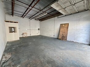 4101-4119 Bandy Blvd, Fort Pierce, FL à louer Photo intérieure- Image 2 de 5