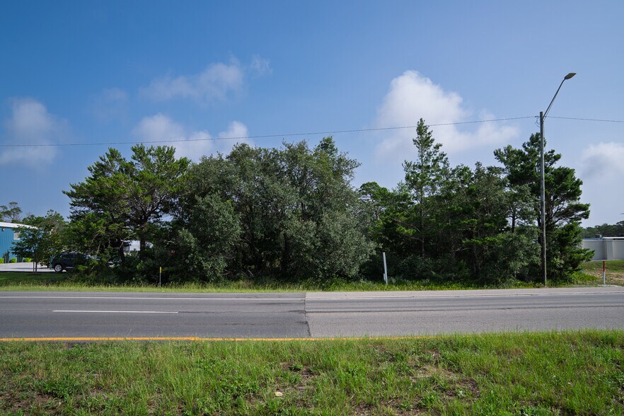 4282 Gulf Breeze Pkwy, Gulf Breeze, FL à vendre - Aérien - Image 3 de 5
