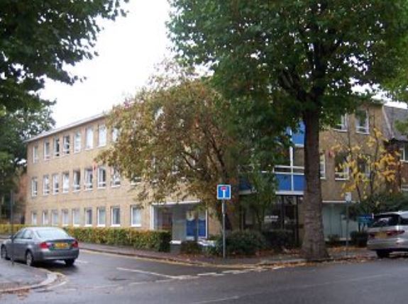 18 Vera Ave, Londres à louer - Photo du bâtiment - Image 2 de 2