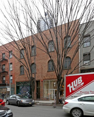 Plus de détails pour 221 E 59th St, New York, NY - Commerce de détail à louer