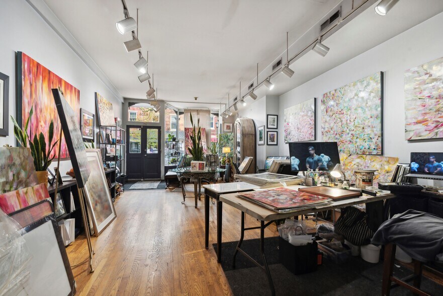 4226 Main St, Philadelphia, PA à vendre - Photo du bâtiment - Image 2 de 13