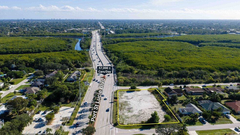 774 SE Port St Lucie Blvd, Port Saint Lucie, FL à vendre - Aérien - Image 2 de 10