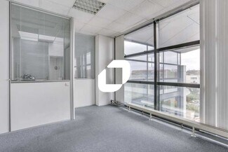 Plus de détails pour Bureau, Local d'activités à louer