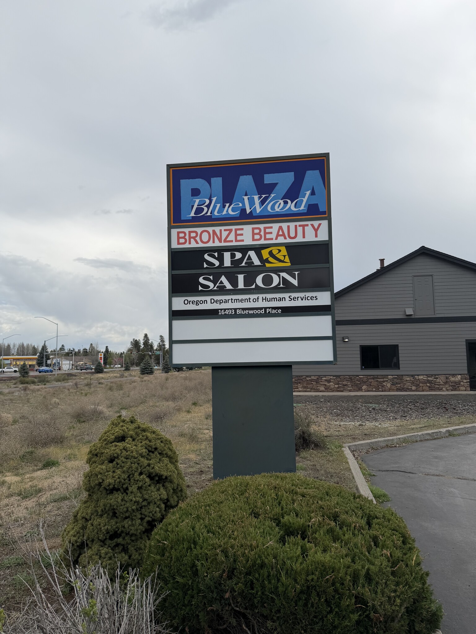 16493 Bluewood Pl, La Pine, OR for sale Building Photo- Image 1 of 8