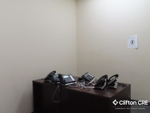 2 City Hall Plz, Rahway, NJ à louer Photo intérieure- Image 2 de 2