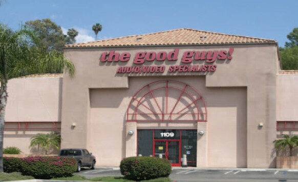 1109 W Valley Pky, Escondido, CA à louer - Photo du bâtiment - Image 2 de 9