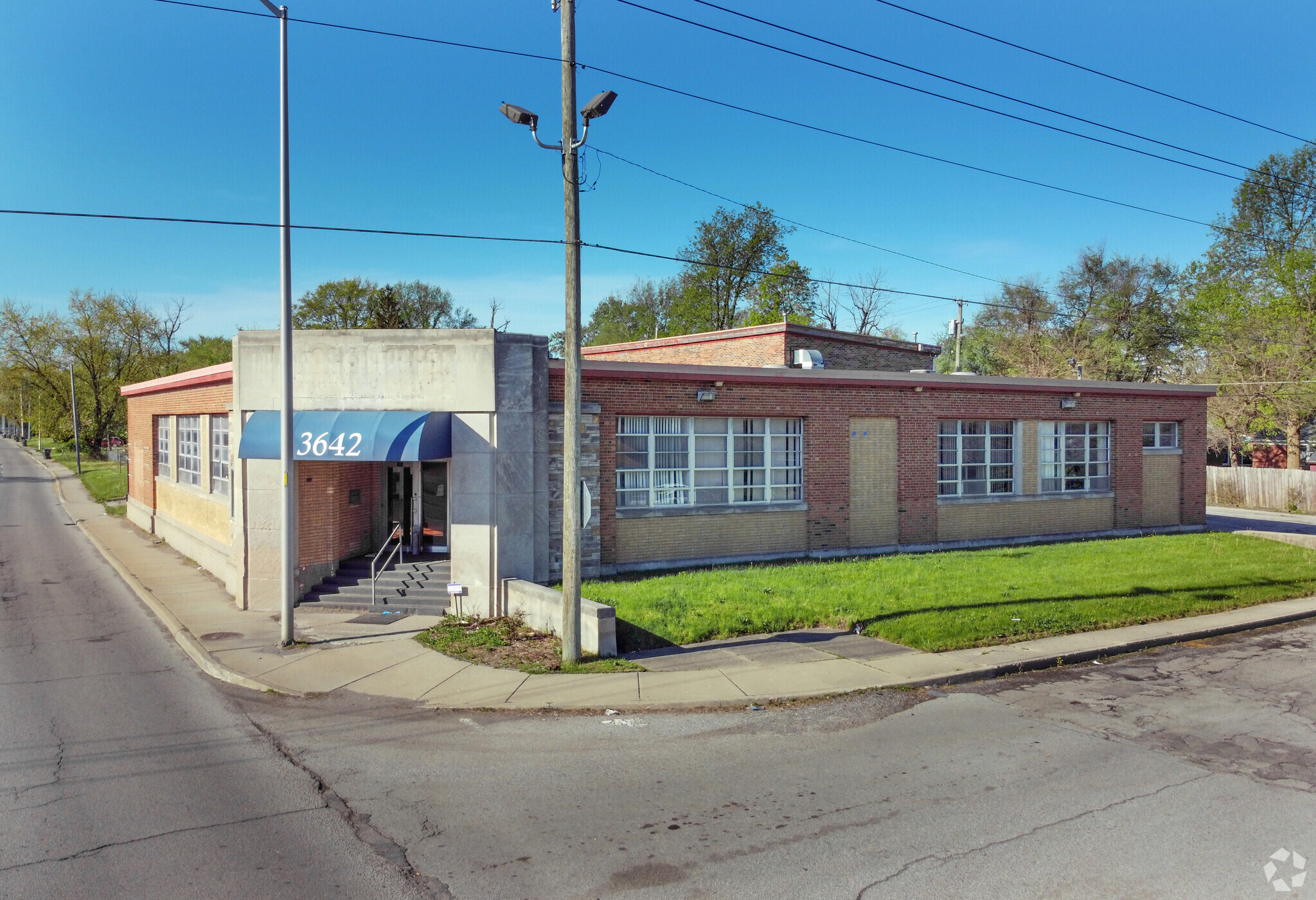 3642 N Emerson Ave, Indianapolis, IN à vendre Photo principale- Image 1 de 1