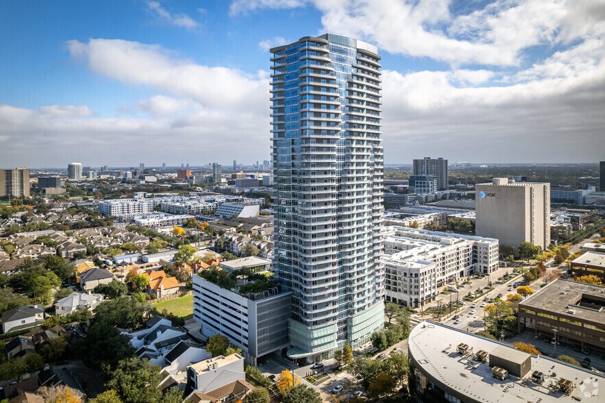 2929 Weslayan St, Houston, TX à louer - Photo du bâtiment - Image 1 de 102