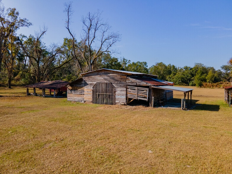 7091 River Rd, Live Oak, FL for sale - Building Photo - Image 3 of 49