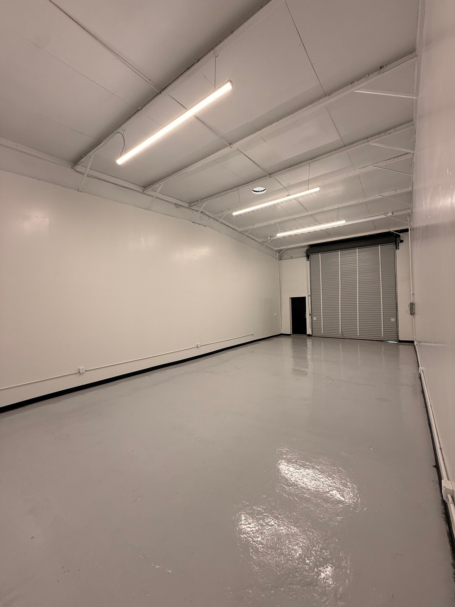 815-831 Warrington Ave, Redwood City, CA à louer Photo intérieure- Image 1 de 13